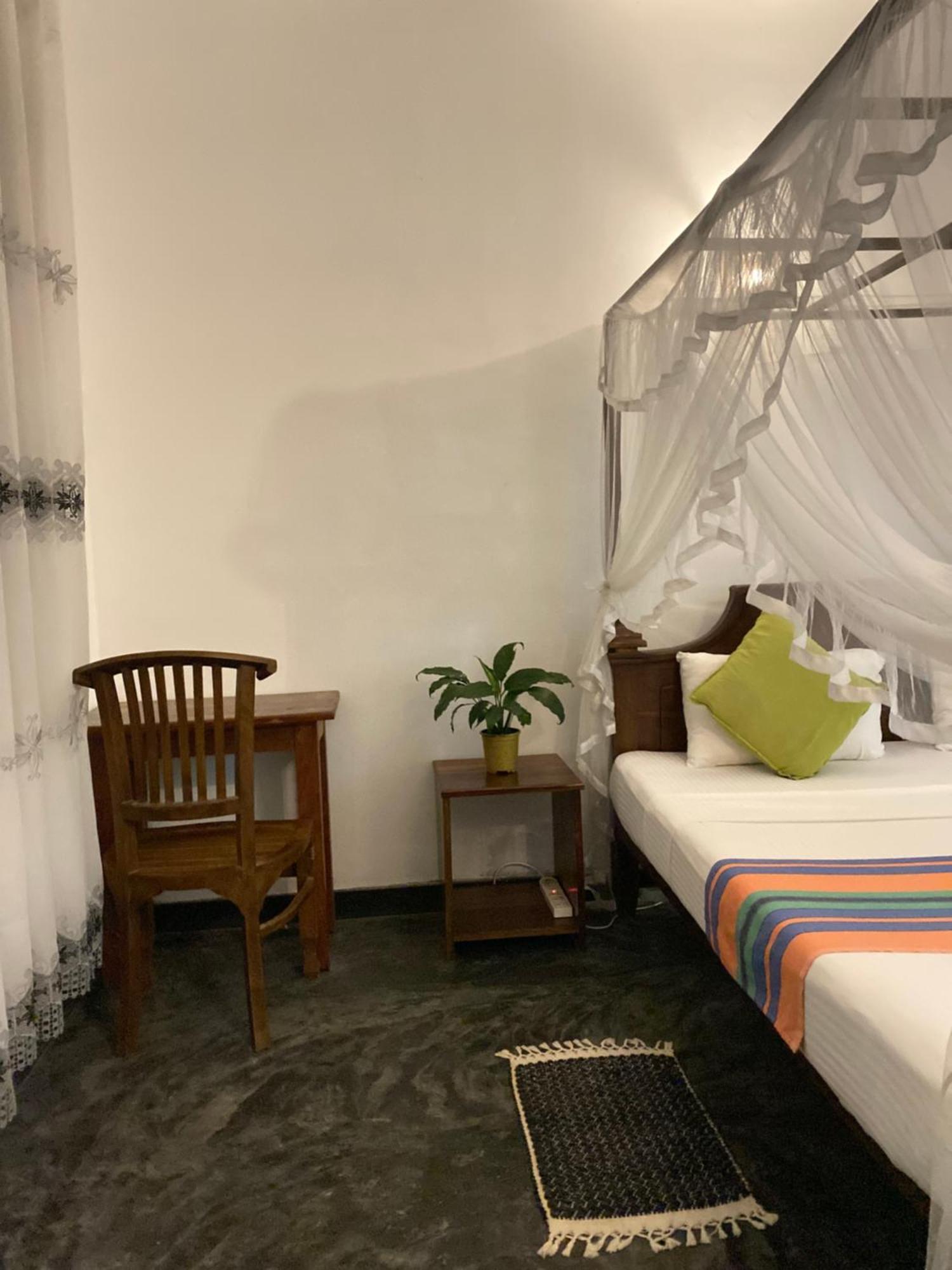 Coconut Grove - Midigama Hotel Kültér fotó